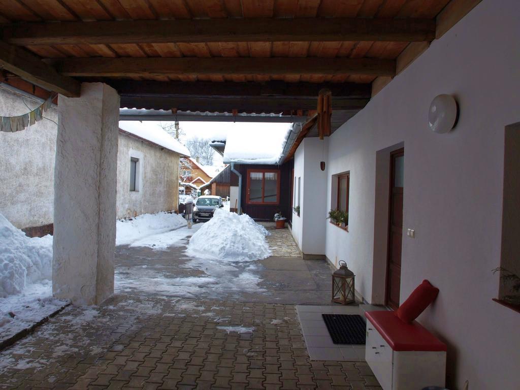 Vidiecky Apartman Kubo Pavčina Lehota Exterior foto